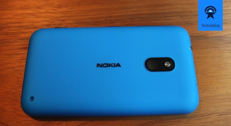 Nokia Lumia 620 Rückseite