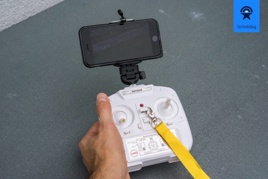 Shengkai D97 Fernbedienung mit Smartphone-Halterung für FPV-Bild