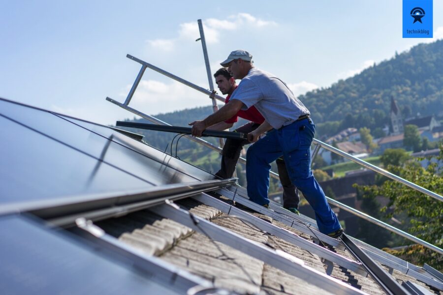 Bau der PV-Anlage im 2017