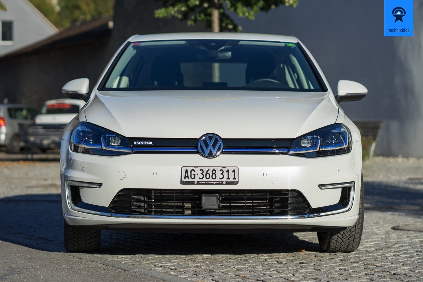 VW e-Golf Front