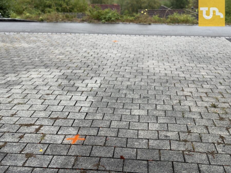 Ausgangslage: Die beiden geplanten Bohrungen wurden vom Projektleiter eingezeichnet